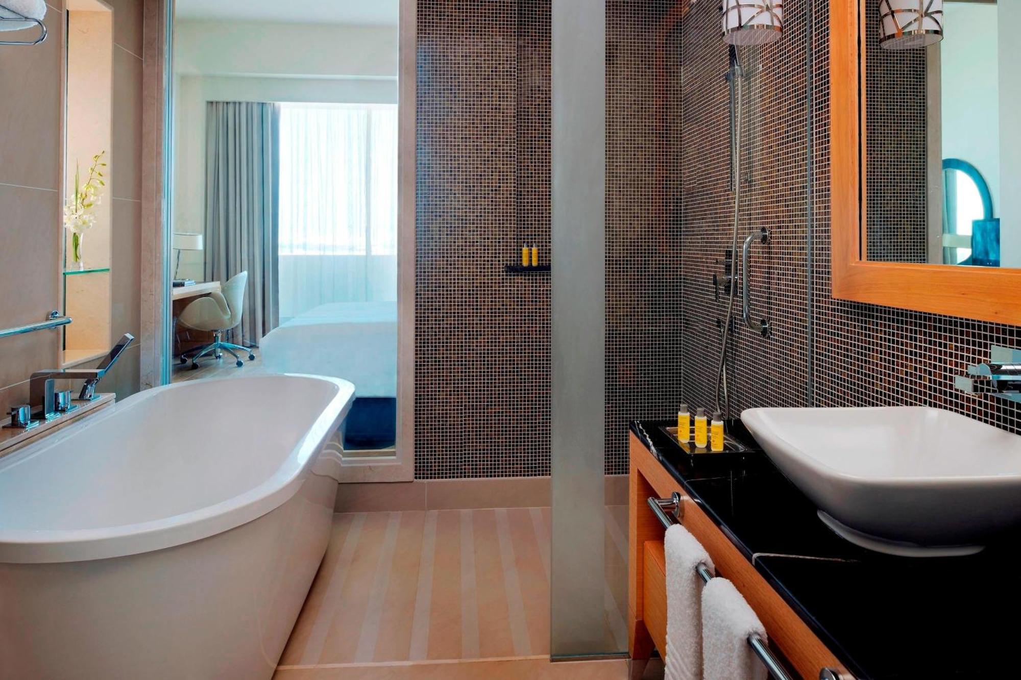 Executive Double Room 2 Queen Beds – Lounge Access,1617474010:JPEG
